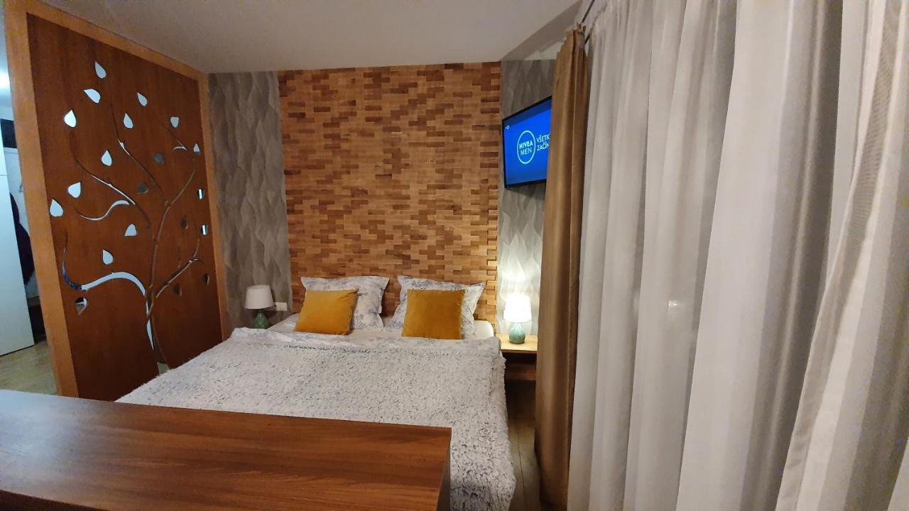 Rodinny Privatny Apartman A309 V Uplnom Centre Stareho Smokovca - Ticha Izba S Parkovanim Vysoké Tatry エクステリア 写真