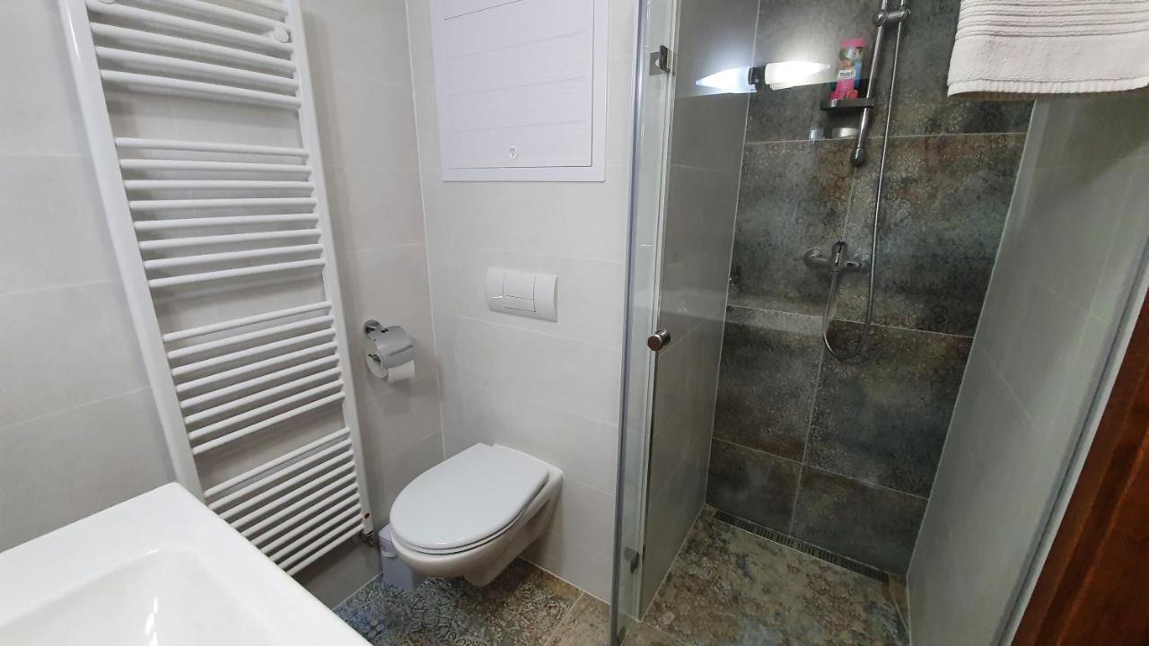 Rodinny Privatny Apartman A309 V Uplnom Centre Stareho Smokovca - Ticha Izba S Parkovanim Vysoké Tatry エクステリア 写真
